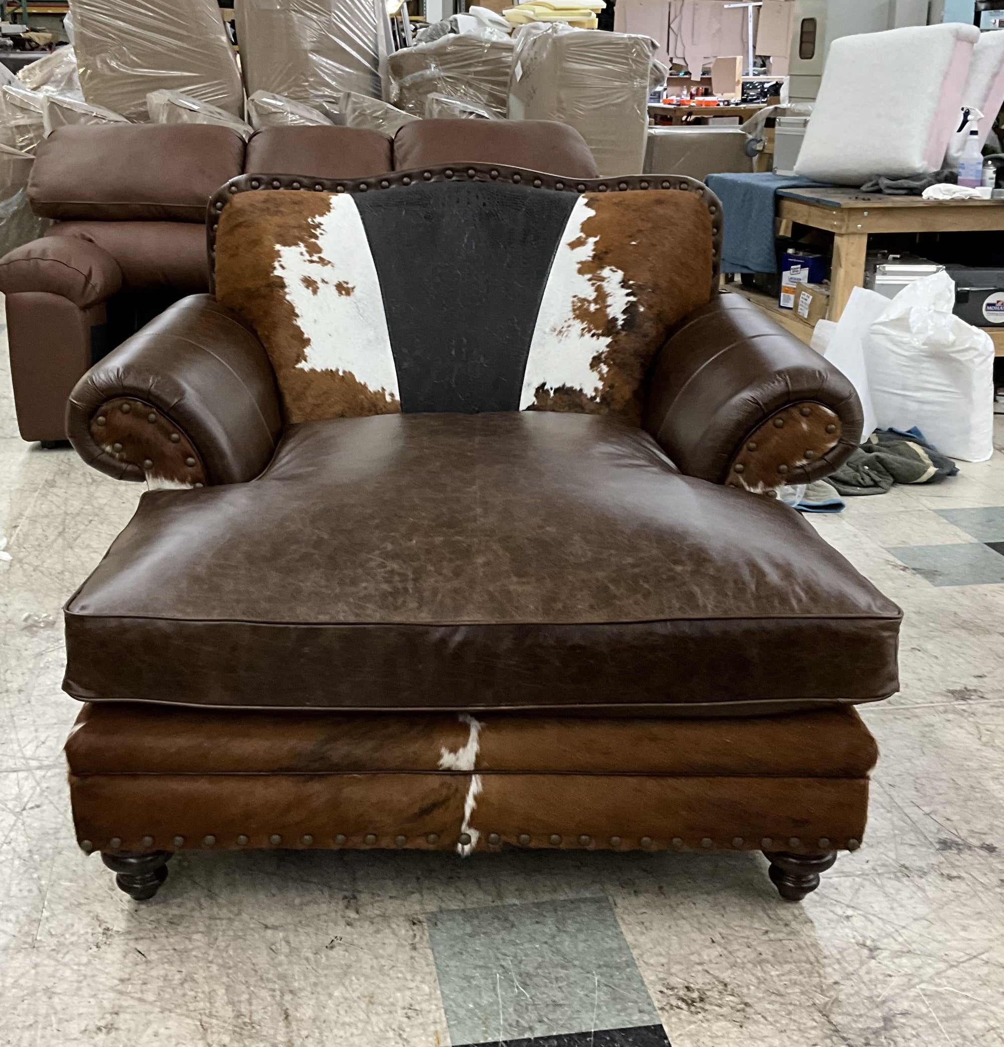 Leather Chaise Lounge Vintage leather exotic