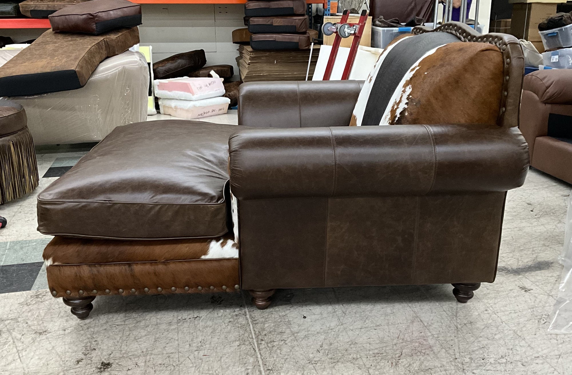 Leather Chaise Lounge Vintage leather exotic