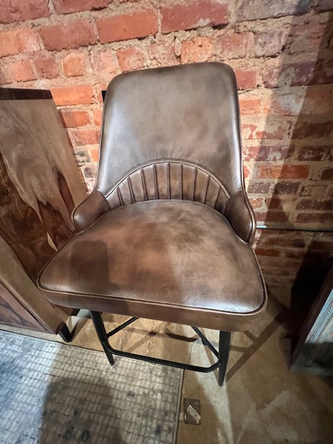 Leeds 21" Counter Chair in Antique Whiskey Leather Set of 4