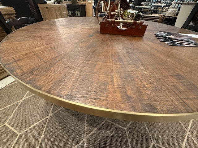 Midias Dining Table